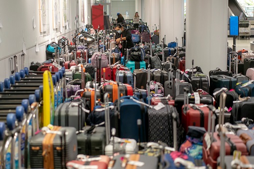 Air Chaos: The Case of the Missing Luggage